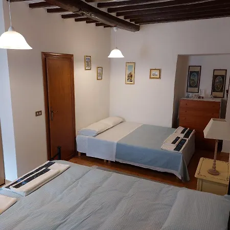 Casa In Umbria Apartamento *